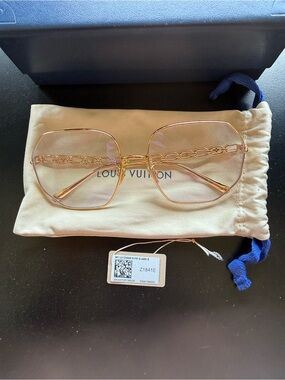 100% Authentic Louis Vuitton Gold Chain Women's SUnglasses